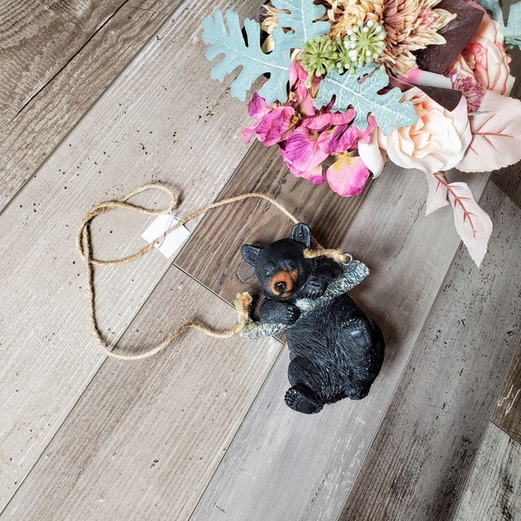 NWT Playful Swinging Resin Black Bear Hanging On A Branch Decor - Picture 1 of 16